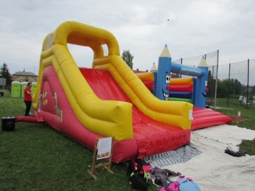 nafukovaci-skluzavka