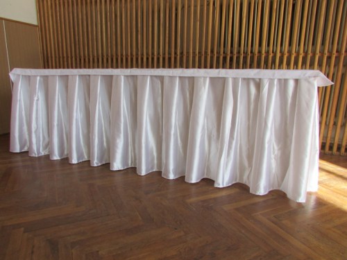 rautova-sukne-skirting-pujcovna-1