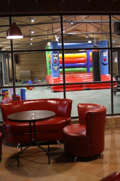 Skakaci Hrady Na Svatbu Oslavu 14