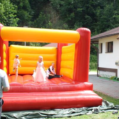 Skákací hrady na svatbu