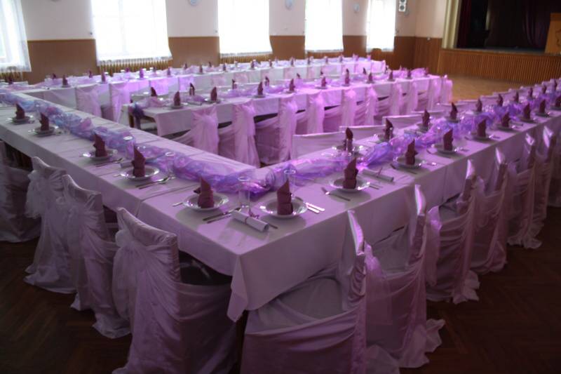 Půjčovna svatební potahy na židle Hradec Králové, Jičín, Náchod