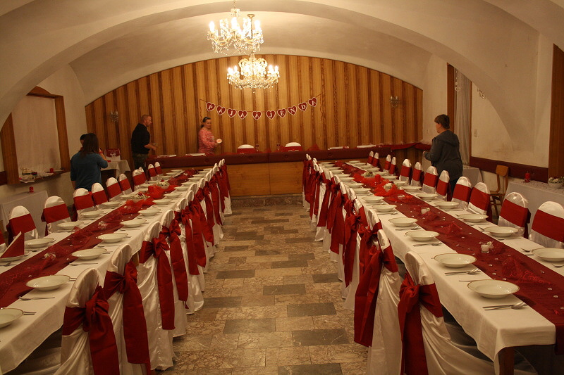 Potahy na svatební židle Morašice na Rychtě